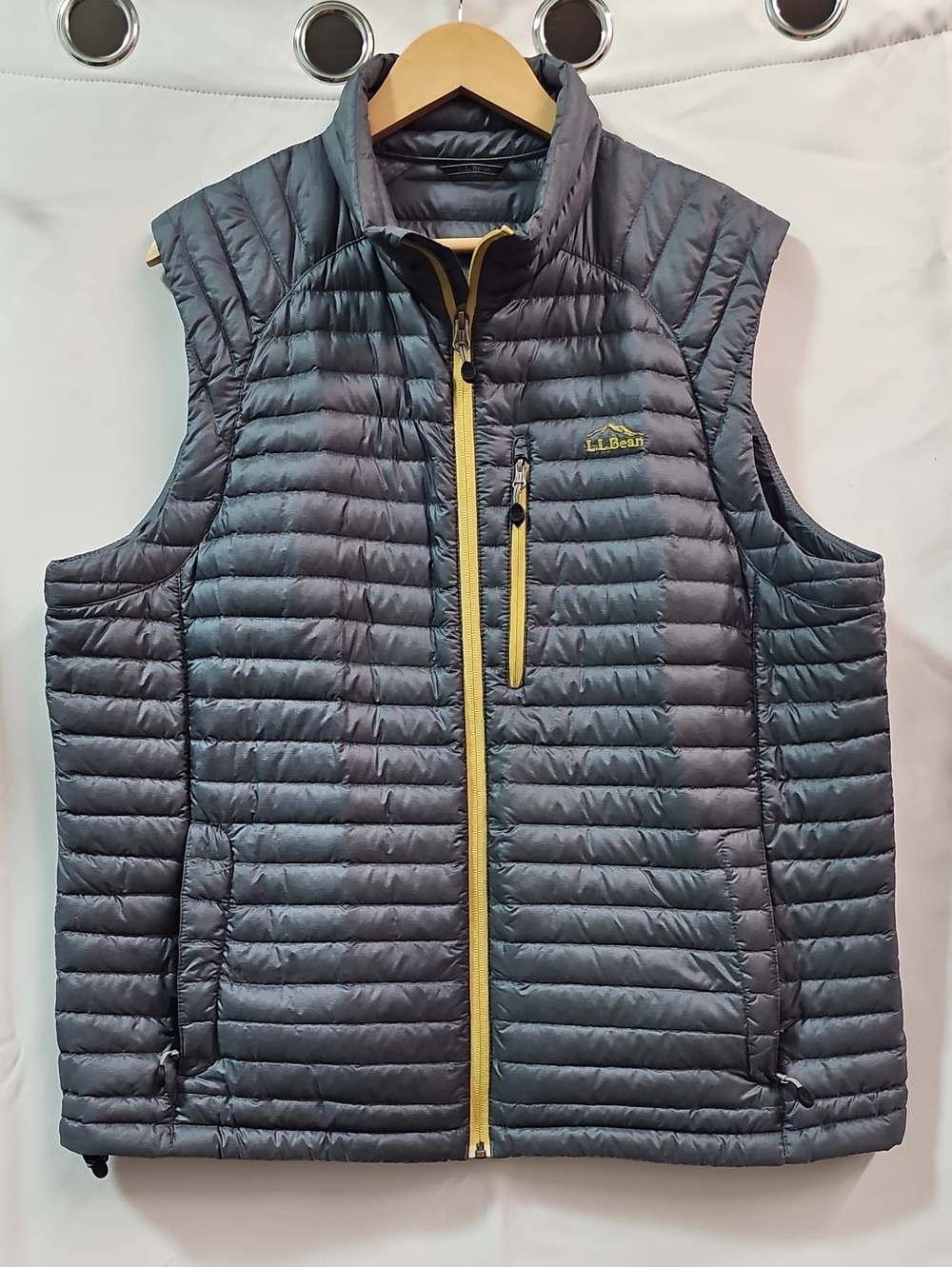 L.L.BEAN MENS DOWN PUFFER VEST BFPM-10-036